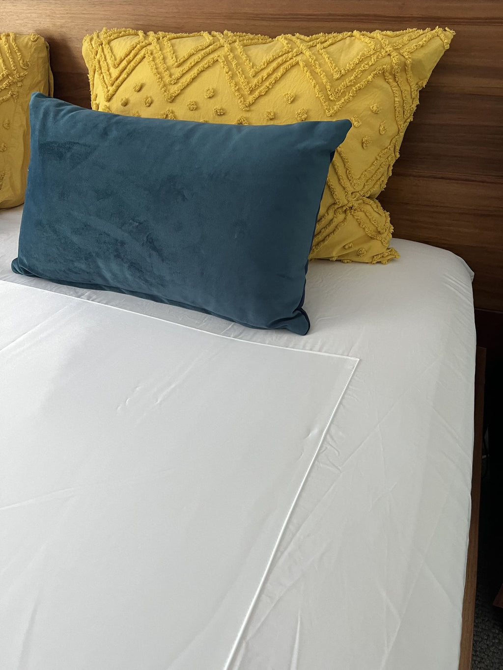 Adaptive Satin Centre Panel Fitted Sheet